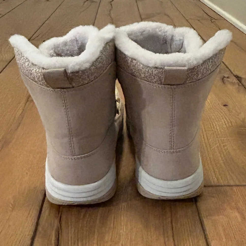 Ryka Aubonne Women's Ankle Bungee Lace Camel Brown Boots Women’s 10 Wide EUC